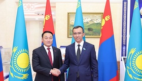  Discussions were held on the establishment of a new air route between Mongolia and Kazakhstan, as well as on measures to regularize and enhance the frequency of flights connecting the two countries