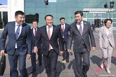 The visit, which elevated the traditional nomadic ties to a new level, has concluded