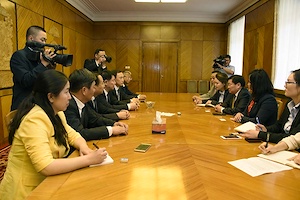 Монгол-Хятадын парламентын бүлгийн гишүүд БНХАУ-ын ӨМӨЗО-ны төлөөлөгчидтэй уулзав
