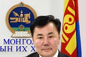 Улсын Их Хурлын гишүүн Б.Баттөмөрөөс Монгол Улсын Ерөнхий сайдад хандан      “Монгол Улсын гадаад өрийг бууруулах чиглэлээр хэрэгжүүлж буй арга хэмжээ, цаашид баримтлах бодлогын талаар” тавьсан асуулга