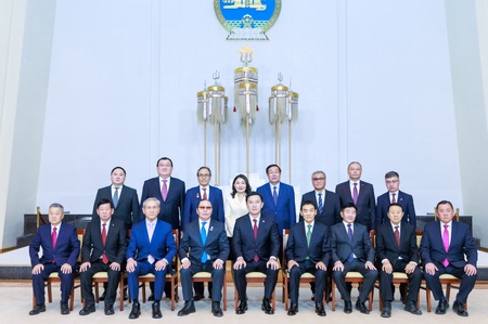 УИХ-ын дарга, УИХ-ын Ерөнхий нарийн бичгийн даргаар ажиллаж байсан төрийн зүтгэлтнүүдэд хүндэтгэл үзүүллээ