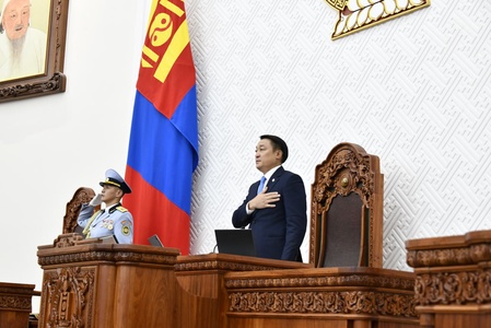 Улсын Их Хурлын дарга Д.Амарбаясгалангийн УИХ-ын 2025 оны намрын ээлжит чуулганыг нээж  хэлсэн үг  