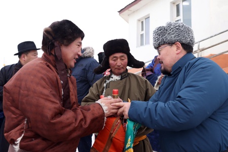 Богд хаант Монгол Улсын төрийн тугт хүндэтгэл үзүүлэх ёслолд Улсын Их Хурлын дарга Г.Занданшатар оролцлоо