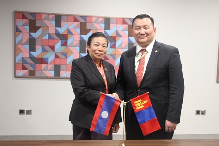 Монгол Улсын Их Хурлын дэд дарга Л.Мөнхбаатар Лаос Улсын Үндэсний Ассамблейн дэд дарга Сүнтон Сайяжагатай уулзлаа