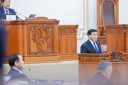 Мансууруулах эм, сэтгэцэд нөлөөт бодисын эргэлтэд хяналт тавих тухай хууль /Шинэчилсэн найруулга/-ийн төслийн хэлэлцэх эсэх хэлэлцүүлгийг эхлүүллээ