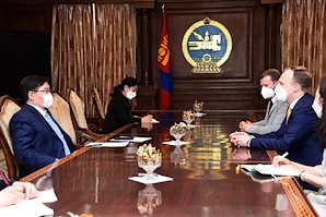 Улсын Их Хурлын дарга Г.Занданшатар Фридрих-Эбертийн сангийн Монгол Улс дахь суурин төлөөлөгчийг хүлээн авч уулзав