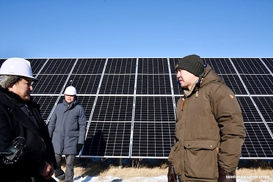 Chairman of the State Great Hural N. Uchral reviews operations at “Erdenenar” station