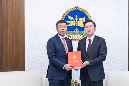  Төрийн болон албаны нууцын тухай хуулийн шинэчилсэн найруулгын төслийг өргөн мэдүүлэв