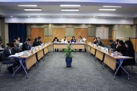 Гэр бүлийн хэрэг шүүхэд хянан шийдвэрлэх тухай хуулийн төслийг хэлэлцүүлэгт бэлтгэх үүрэг бүхий ажлын хэсэг ШЕЗ дээр ажиллав 