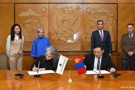 The Secretariat of the State Great Hural renews MOU with The Asia Foundation 