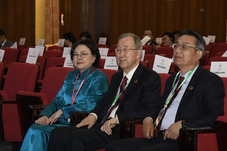 Монгол Улсын Их Хурлын дэд дарга С.Одонтуяа