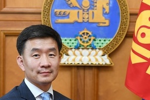 Улсын Их Хурлын гишүүн Дав.Цогтбаатараас Монгол Улсын Ерөнхий сайдад хандсан "Хөдөлмөр эрхлэлтийн харилцааг цуцалсны тэтгэмжийн тухай" АСУУЛГА-35-ын хариу