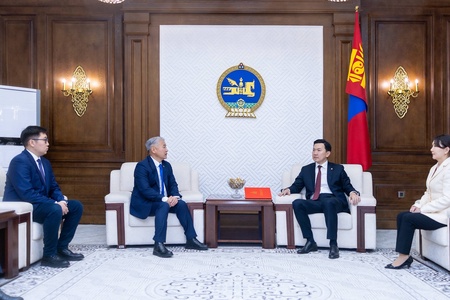 Эдийн засгийн эрх чөлөөний тухай хуулийн төслийг өргөн мэдүүлэв