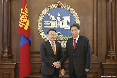 Chairman of Parliament D. Amarbayasgalan, met with the Vice Chairman of the Standing Committee of the National People's Congress of the People's Republic of China, Luo Sanjiang