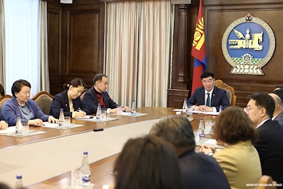 The Chairman of the State Great Hural Meets with Members of the Judicial Disciplinary Committee to Exchange Views on Judicial Reform and the Implementation of Legislation