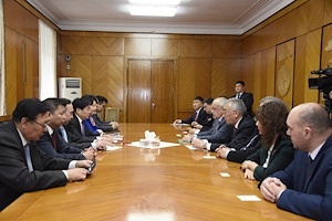УИХ дахь Монгол-Оросын парламентын бүлгийн гишүүд ОХУ-ын Холбооны Хурлын төлөөлөгчдийг хүлээн авч уулзав