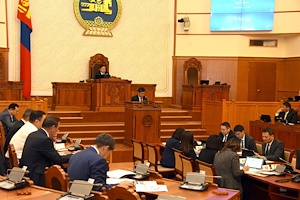   "Монгол Улсын 2018 оны төсвийн гүйцэтгэлийг батлах тухай" Улсын Их Хурлын тогтоолын төслийг хоёр дахь хэлэлцүүлэгт бэлтгүүлэхээр шилжүүллээ