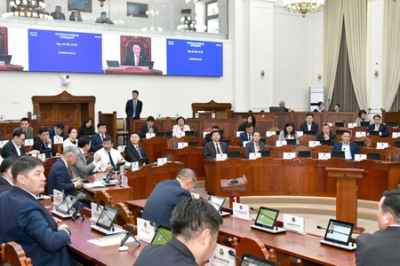 Жагсаал, цуглаан хийх эрх чөлөөний тухай хуулийн төслийг хэлэлцэхийг дэмжиж, Амьтны тухай хуульд нэмэлт оруулах тухай хуулийн төслийн эцсийн хэлэлцүүлгийг хийв