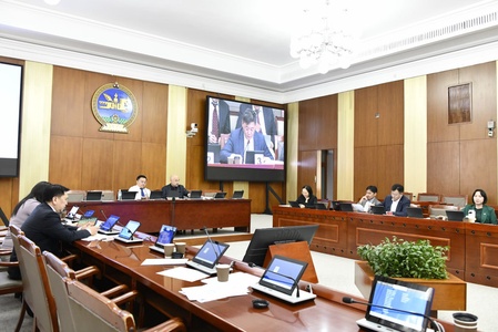 ЭЗБХ: Нийтийн өмчийн хуулийн төслийг хэлэлцэхийг дэмжиж, Төв банкны мэдээллийг сонсон, холбогдох Байнгын хорооны тогтоолын төслийг хэлэлцлээ 