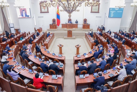 “Сайн парламент” сэдэвт шилдэг бүтээлийн уралдаан зарлаж байна