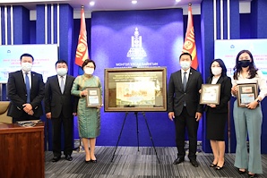 “Монгол Улсад Байнгын ажиллагаатай парламент байгуулагдсаны 30 жилийн ой” сэдэвт маркийн анхны өдрийн нээлтийн үйл ажиллагаа боллоо