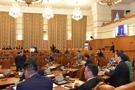 Монгол Улсын нэгдсэн төсвийн 2024 оны төсвийн хүрээний мэдэгдэл, 2025-2026 оны төсвийн төсөөллийн тухай хуулийн төслийг анхны хэлэлцүүлэгт шилжүүлэв