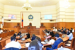 “Монгол Улсын Засгийн газрын 2020-2024 оны үйл ажиллагааны хөтөлбөр батлах тухай” УИХ-ын тогтоолын төслийг хэлэлцэв 