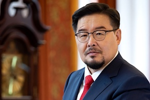 Монгол Улсын Их Хурлын дарга Г.Занданшатар шинэ жилийн мэндчилгээ дэвшүүллээ