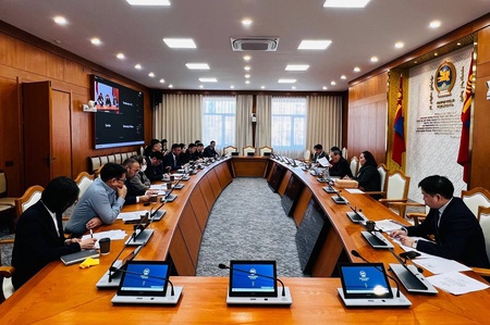 ХЗБХ: Эрүүгийн хуулийн “Худал мэдээлэл тараах” буюу 13.14 дүгээр зүйлд өөрчлөлт оруулах асуудлаар УИХ-ын Ажлын хэсэг хуралдлаа