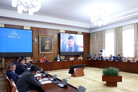 ТБХ: Монгол Улсын нэгдсэн төсвийн 2024 оны төсвийн хүрээний мэдэгдэл, 2025-2026 оны төсвийн төсөөллийн тухай хуульд өөрчлөлт оруулах тухай хуулийн төслийг хэлэлцэхийг дэмжлээ