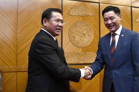 Монгол-Лаосын парламентын бүлгийн дарга Ё.Баатарбилэг БНАЛАУ-ын Үндэсний Ассамблей дахь Лаос-Монголын парламентын бүлгийн дарга Вонсаг Пантавонг-ыг хүлээн авч уулзлаа