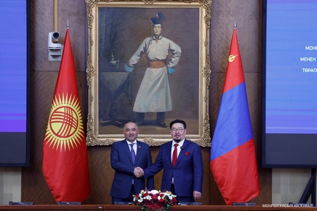 ТОЙМ МЭДЭЭ: Бүгд Найрамдах Киргиз Улсын Жогорку Кенеш (парламент)-ийн дарга Н.Шакиевын Монгол Улсад хийсэн албан ёсны айлчлал өндөрлөлөө