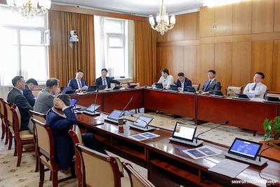 During the regular session, two laws and seven parliamentary resolutions were finally adopted, and four matters concerning international treaties, agreements, and conventions were resolved