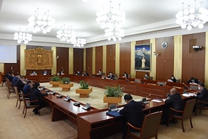 ТББХ: Монгол Улсын Их Хурлын тухай хуулийн шинэчилсэн найруулгын төслийг хэлэлцэхийг дэмжив