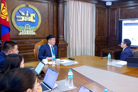 УИХ-ын дарга С.Бямбацогт Монголбанкны Ерөнхийлөгчтэй уулзаж, цаг үеийн асуудлаар санал солилцлоо