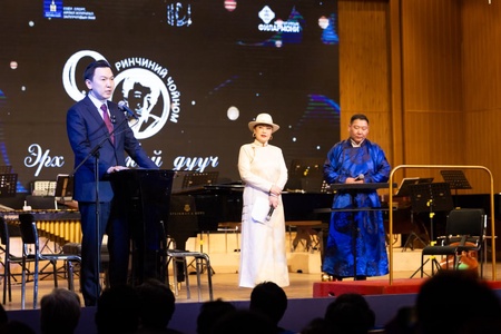 Улсын Их Хурлын дарга Н.Учрал “Чойном 90-Эрх чөлөөний дууч” хүндэтгэлийн арга хэмжээний нээлтэд оролцлоо