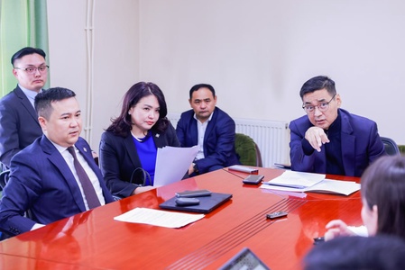  Гадаад зээллэгийн ашиглалт, үр ашгийг нэмэгдүүлэх тухай хуулийн төслийг хэлэлцүүлэгт бэлтгэх үүрэг бүхий ажлын хэсэг хуралдлаа