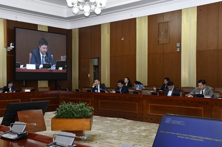 ҮББХ: Ноос, ноолуурын үйлдвэрлэл, Төмөр замын бүтээн байгуулалтын талаар Засгийн газарт чиглэл өгөх тухай тогтоолуудыг баталлаа 