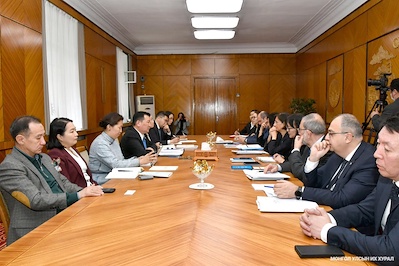 MP L. Munkhbaatar Meets with Representatives of the Venice Commission
