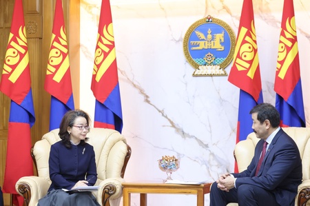  Хоёр орны харилцаа, хамтын ажиллагааны талаар санал солилцлоо