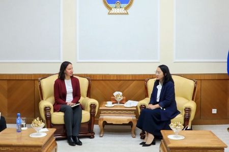 Улсын Их Хурлын гишүүн Ж.Баярмаа Монгол Улс дахь Америкийн Нэгдсэн Улсын ЭСЯ-ны төлөөллийг хүлээн авч уулзлаа