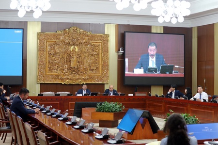 ЭЗБХ: Монгол Улсын Үндсэн хуульд оруулах өөрчлөлтийн төслийг хоёр дахь хэлэлцүүлэгт оруулахыг дэмжлээ