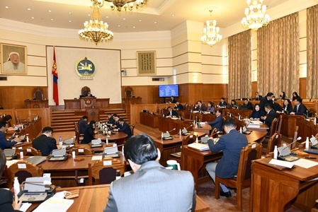 Монгол Улсын нэгдсэн төсвийн 2023 оны төсвийн хүрээний мэдэгдэл, 2024-2025 оны төсвийн төсөөллийн тухай хуульд өөрчлөлт оруулах тухай хуулийн төслийг хэлэлцэв