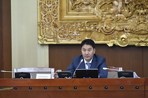 ЭЗБХ: “Монгол Улсыг 2021-2025 онд хөгжүүлэх таван жилийн үндсэн чиглэлийг батлах тухай” УИХ-ын тогтоолын төслийн анхны хэлэлцүүлгийг хийлээ