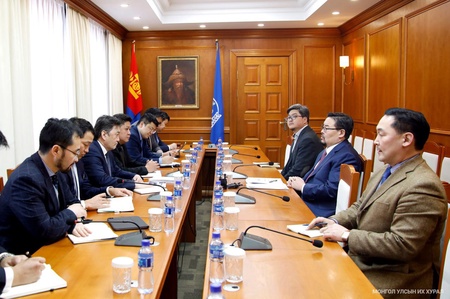 Chairman G.Zandanshatar issues a task to develop a program to stabilize the economy and support exports 