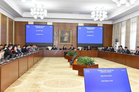 ТББХ: Монгол Улсын Ерөнхий сайдад итгэл хүлээлгэх тухай УИХ-ын тогтоолын төслийг дэмжлээ