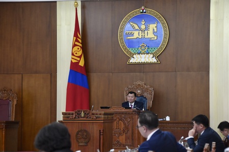 Монгол Улсын сэргээгдэх эрчим хүчний үнэ тариф, баримталж буй бодлогын хэрэгжилт, хэтийн төлөвийн талаар тавьсан асуулгын хариуг сонслоо