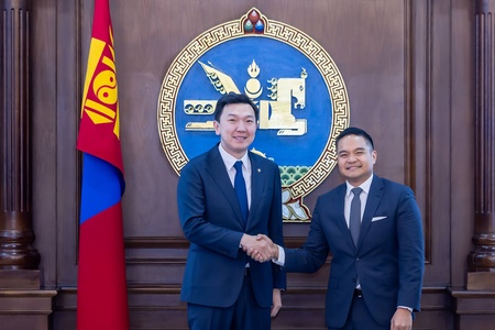 УИХ-ын дарга Н.Учрал АНУ-аас Монгол Улсад суугаа Онц бөгөөд Бүрэн эрхт Элчин сайд Ричард Буанган-ыг хүлээн авч уулзлаа