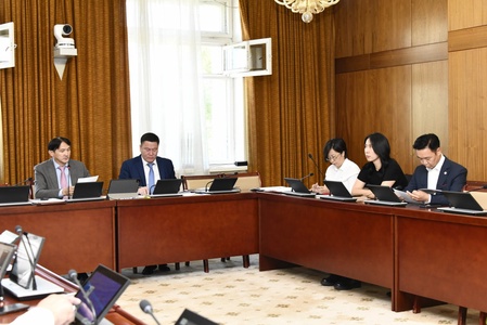 Нийгмийн даатгалын Үндэсний зөвлөлийн гишүүнд санал болгосон нэр дэвшигчийн талаарх сонсголын тайлан