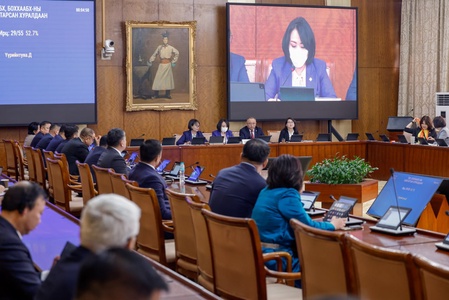 Байнгын хороодын хамтарсан хуралдаанаар "Тогтоолд нэмэлт оруулах тухай" төслийн анхны хэлэлцүүлгийг хийлээ